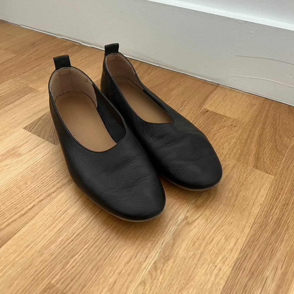Everlane Black Leather Flats
